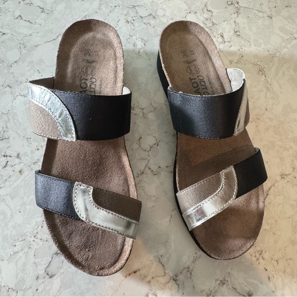 Naot Frankie slip on comfort size 5.5 Black and Silver Sandals - Picture 1 of 7